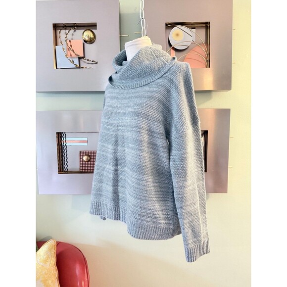 Garnet Hill cashmere sweater - Picture 2 of 12